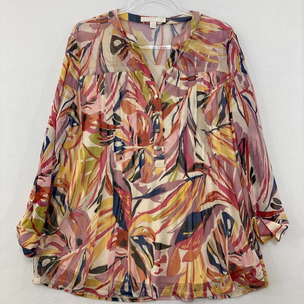 Juniper + Lime size 1X Multi Color Abstract Pintuck Mesh Stretch Popover‎ Blouse